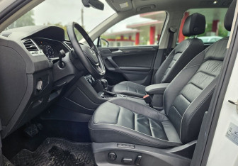 Подержанный автомобиль Volkswagen Tiguan 2017 года (10 фото)