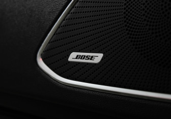 Подержанный автомобиль Hongqi HS5 2024 года (22 фото)