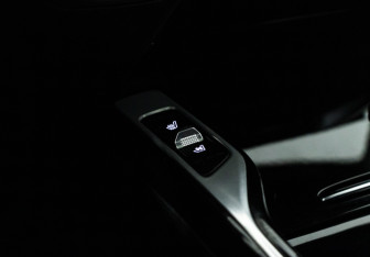 Подержанный автомобиль Kia Sorento 2022 года (25 фото)