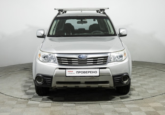Подержанный автомобиль Subaru Forester Suv 2008 года (2 фото)