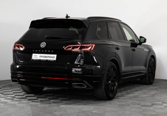 Подержанный автомобиль Volkswagen Touareg 2019 года (7 фото)