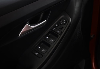 Подержанный автомобиль Hyundai Creta 2021 года (13 фото)