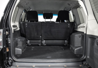 Подержанный автомобиль Mitsubishi Pajero 2013 года (19 фото)