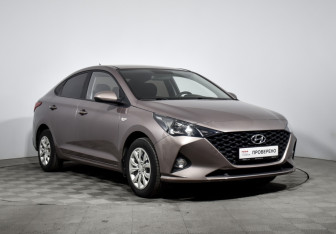 Подержанный автомобиль Hyundai Solaris Sedan 2020 года (3 фото)