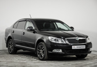 Подержанный автомобиль Skoda Octavia Liftback 2012 года (3 фото)