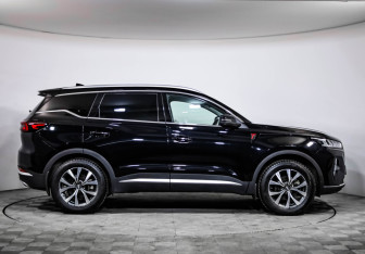 Подержанный автомобиль Chery Tiggo 7 Pro Max 2023 года (4 фото)