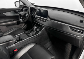 Подержанный автомобиль Chery Tiggo 4 Pro 2023 года (13 фото)