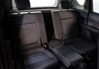 Подержанный автомобиль Opel Meriva 2011 года (19 фото)