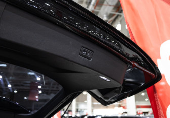 Подержанный автомобиль Audi Q7 2018 года (30 фото)