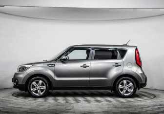 Подержанный автомобиль Kia Soul 2017 года (8 фото)