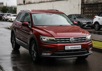 Подержанный автомобиль Volkswagen Tiguan 2017 года (5 фото)