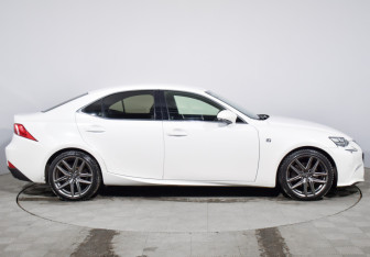 Подержанный автомобиль Lexus IS Sedan 2014 года (4 фото)