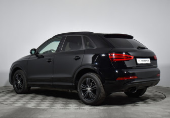 Подержанный автомобиль Audi Q3 2012 года (7 фото)