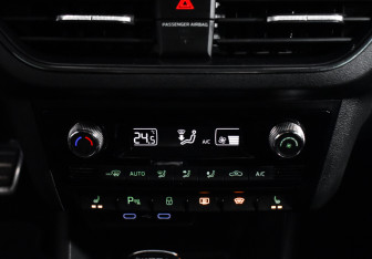 Подержанный автомобиль Skoda Rapid Liftback 2020 года (17 фото)