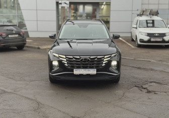 Подержанный автомобиль Hyundai Tucson 2022 года (2 фото)