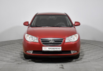 Подержанный автомобиль Hyundai Elantra Sedan 2009 года (2 фото)