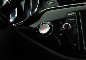 Подержанный автомобиль Kia Ceed Hatchback 2018 года (18 фото)