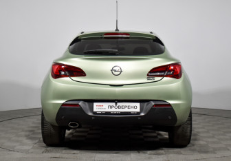 Подержанный автомобиль Opel Astra Hatchback 2011 года (6 фото)