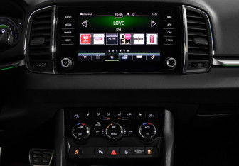 Подержанный автомобиль Skoda Karoq 2021 года (16 фото)