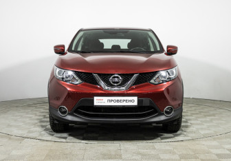 Подержанный автомобиль Nissan Qashqai 2018 года (2 фото)