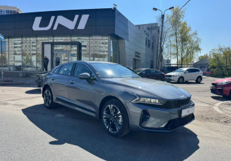 Новый Kia K5 2025 (1 фото)