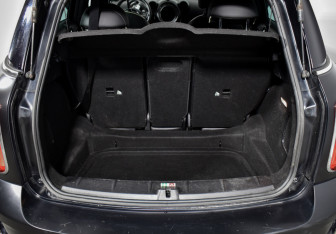 Подержанный автомобиль MINI Countryman 2014 года (19 фото)