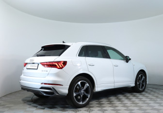 Подержанный автомобиль Audi Q3 2020 года (5 фото)