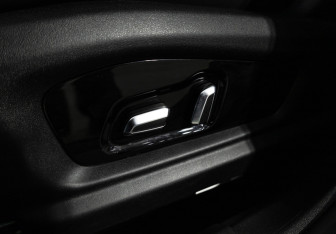 Подержанный автомобиль Omoda C5 2023 года (18 фото)