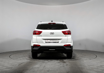 Подержанный автомобиль Hyundai Creta 2020 года (6 фото)