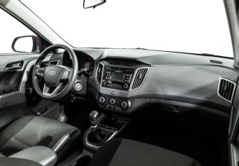 Подержанный автомобиль Hyundai Creta 2017 года (9 фото)