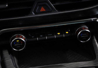 Подержанный автомобиль Geely Tugella 2021 года (19 фото)