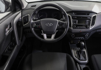 Подержанный автомобиль Hyundai Creta 2018 года (10 фото)