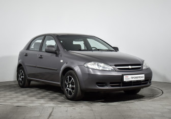 Подержанный автомобиль Chevrolet Lacetti Hatchback 2012 года (3 фото)