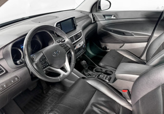 Подержанный автомобиль Hyundai Tucson 2019 года (9 фото)