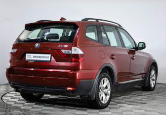 Подержанный автомобиль BMW X3 2010 года (5 фото)