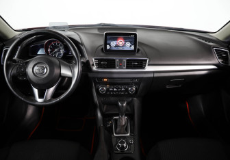 Подержанный автомобиль Mazda 3 Sedan 2014 года (9 фото)