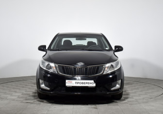 Подержанный автомобиль Kia Rio Sedan 2012 года (2 фото)
