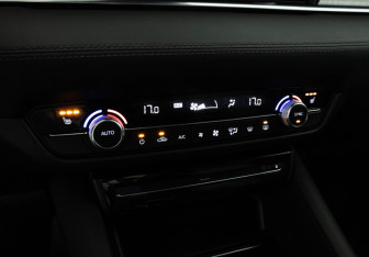 Подержанный автомобиль Mazda 6 Sedan 2020 года (17 фото)