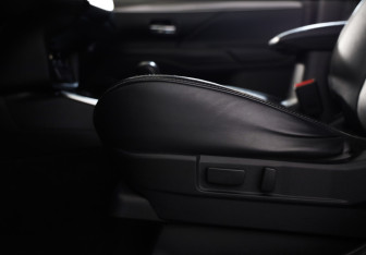 Подержанный автомобиль Mitsubishi Outlander 2019 года (24 фото)