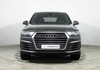 Подержанный автомобиль Audi Q7 2016 года (2 фото)