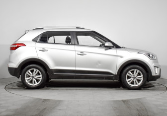 Подержанный автомобиль Hyundai Creta 2018 года (4 фото)