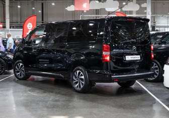 Подержанный автомобиль Citroen SpaceTourer 2022 года (8 фото)