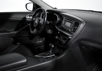 Подержанный автомобиль Kia Optima Sedan 2014 года (13 фото)