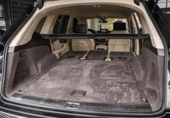 Подержанный автомобиль Audi Q7 2018 года (38 фото)