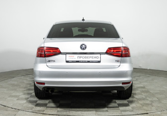 Подержанный автомобиль Volkswagen Jetta Sedan 2014 года (6 фото)