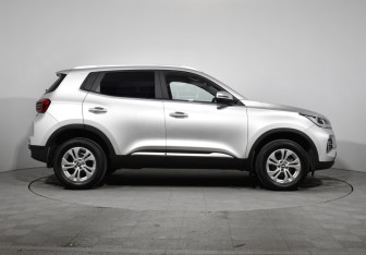 Подержанный автомобиль Chery Tiggo 4 Pro 2024 года (4 фото)