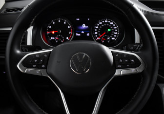 Подержанный автомобиль Volkswagen Atlas 2021 года (18 фото)
