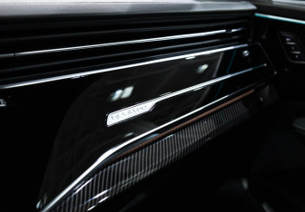 Подержанный автомобиль Audi Q8 2023 года (31 фото)