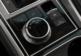 Подержанный автомобиль Mitsubishi Montero Sport 2022 года (20 фото)