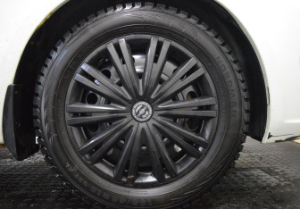 Подержанный автомобиль Kia Rio Hatchback 2012 года (9 фото)